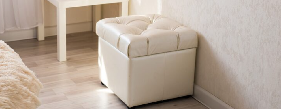 Estilo e funcionalidade: como o puff baú se tornou o queridinho da decoração de interiores?